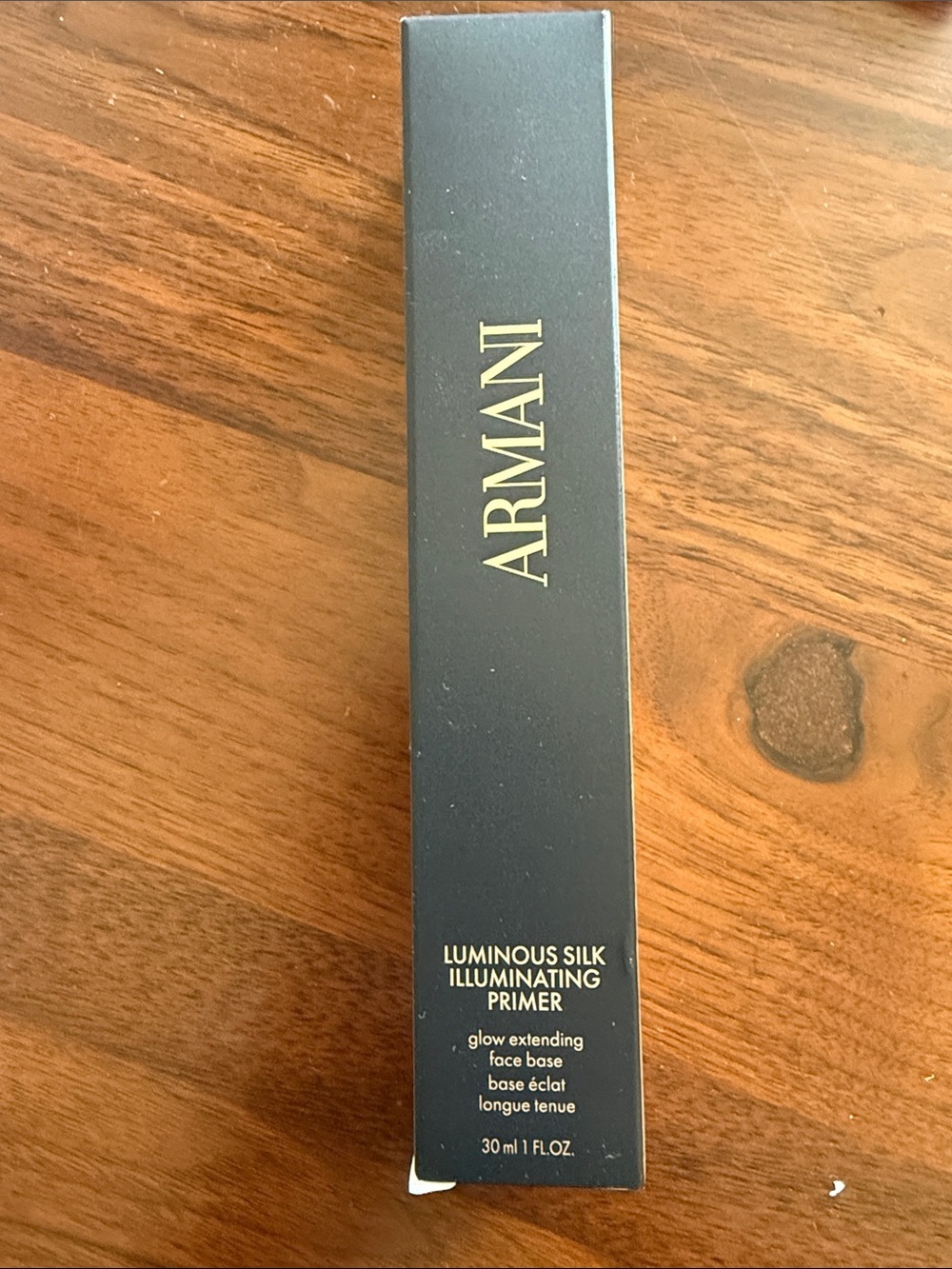 Giorgio Armani Luminous Silk Illuminating Primer — new